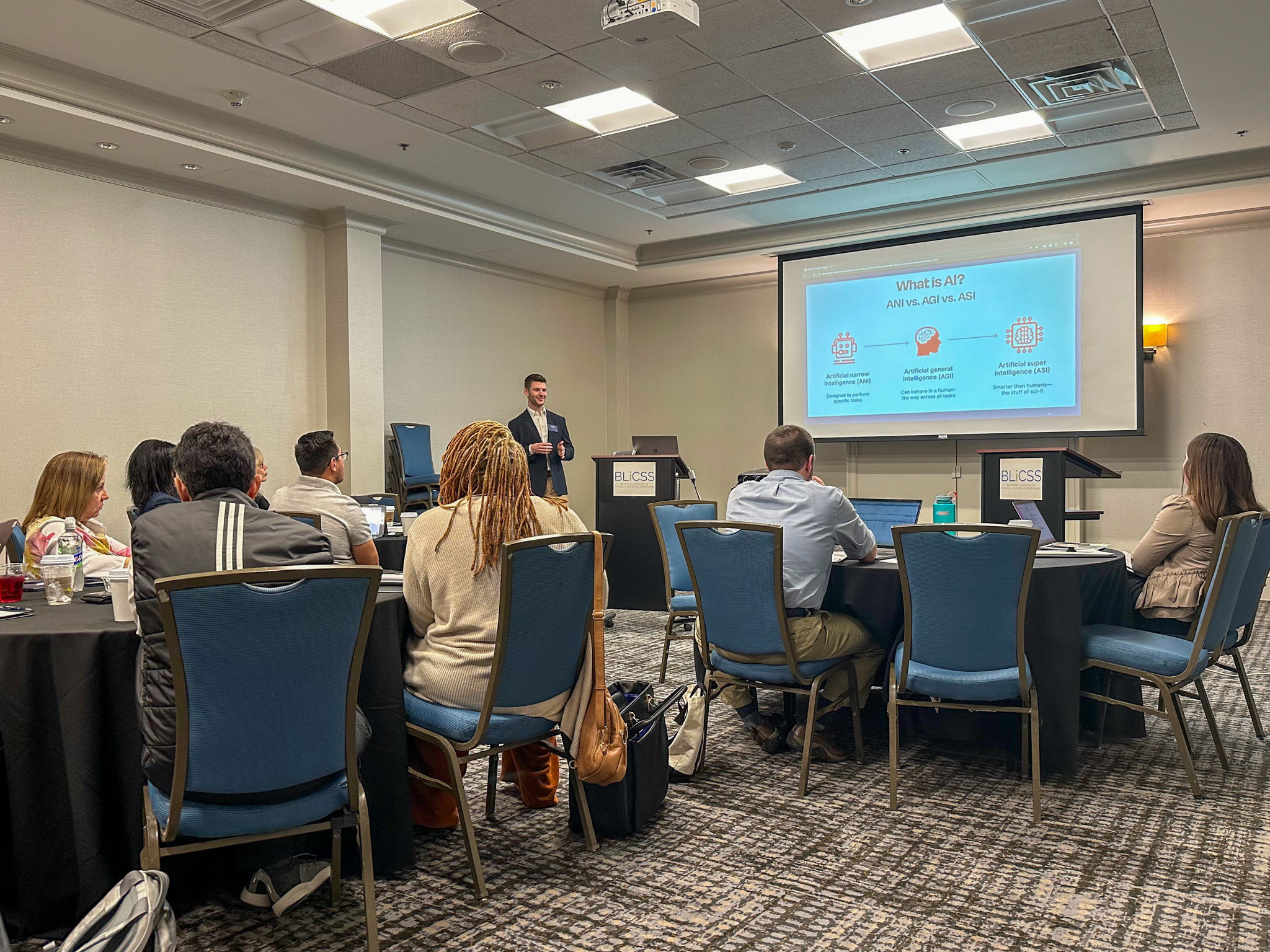 Lewis Poche presenting at BLiCSS 7.0 to group of participants