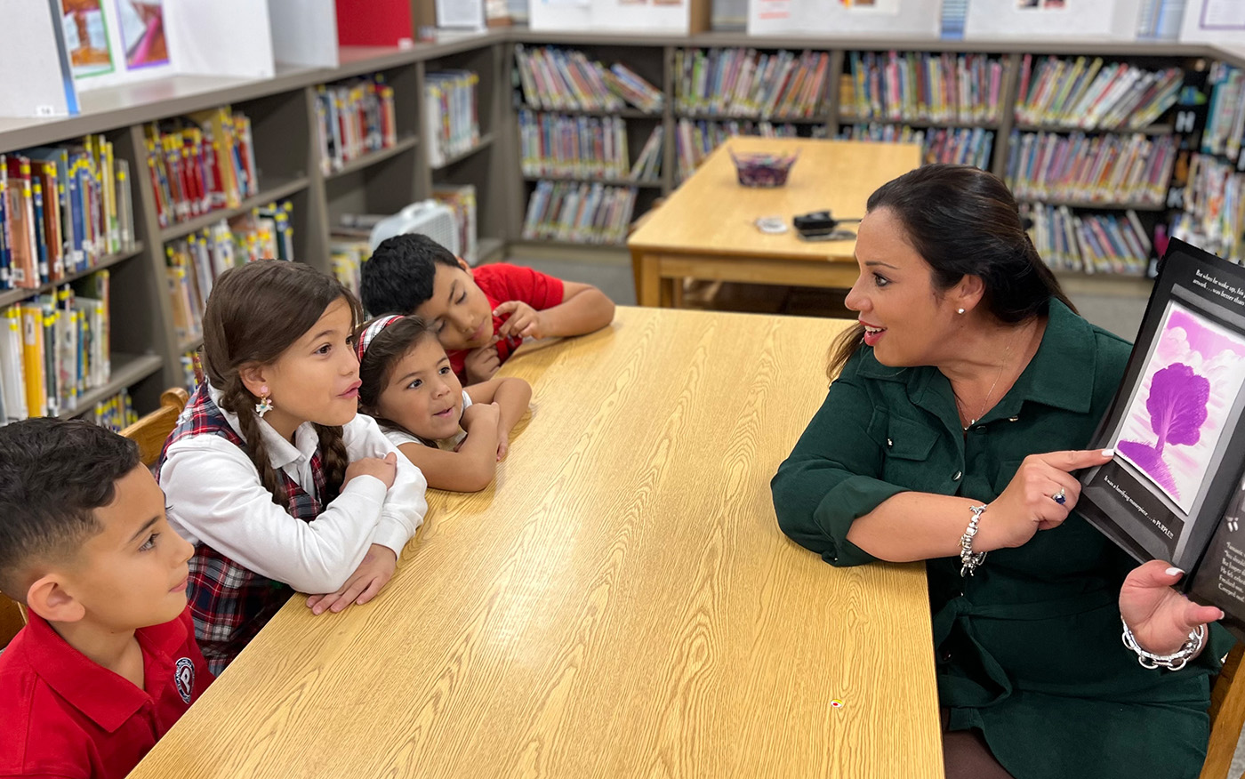 Jocelyn Smith reading to her students