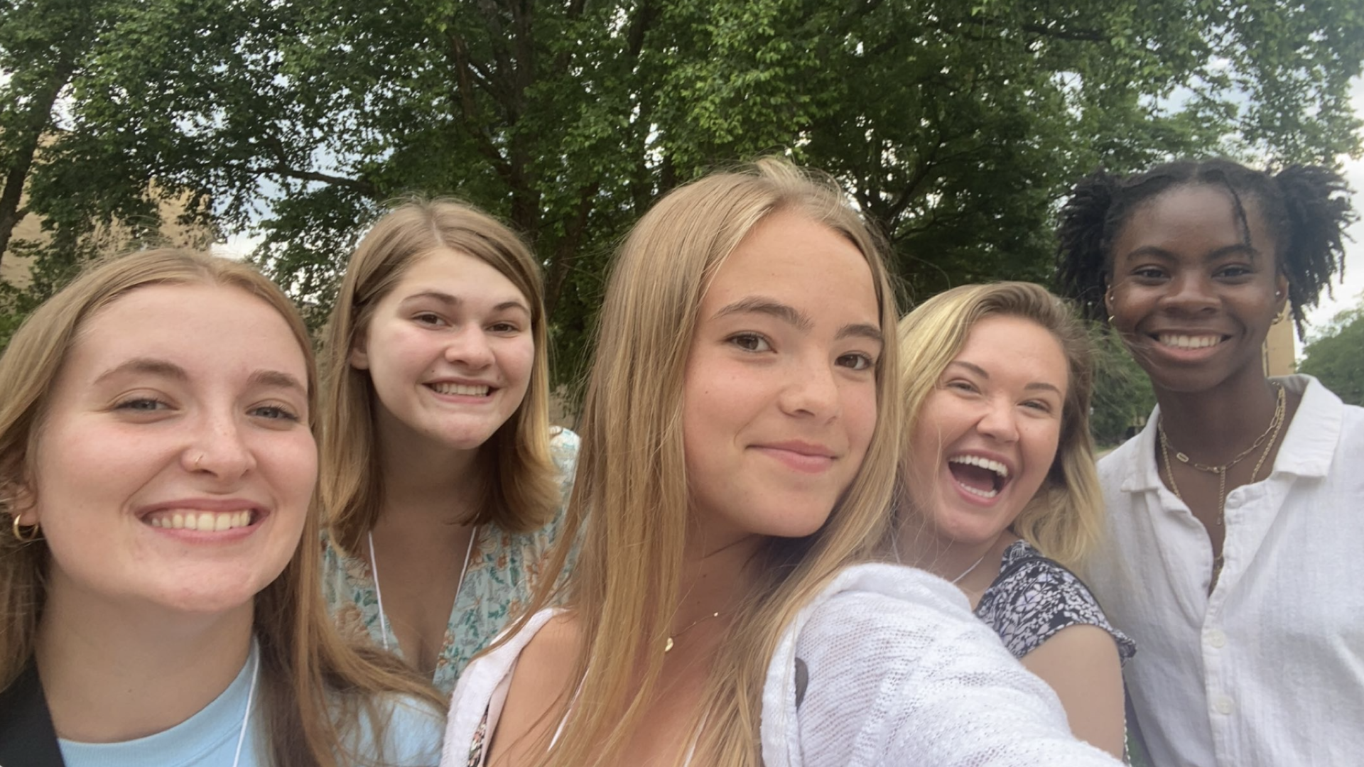 Image of ACE 31 Interns (Left to Right: Grace Manion, Mary Rozembajgier, Rachel Thompson, Ashley Utnage, and Stephanie Ona